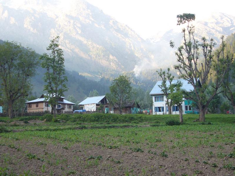 Travel - India - Kashmir - Aru - Exploring Aru With Herve